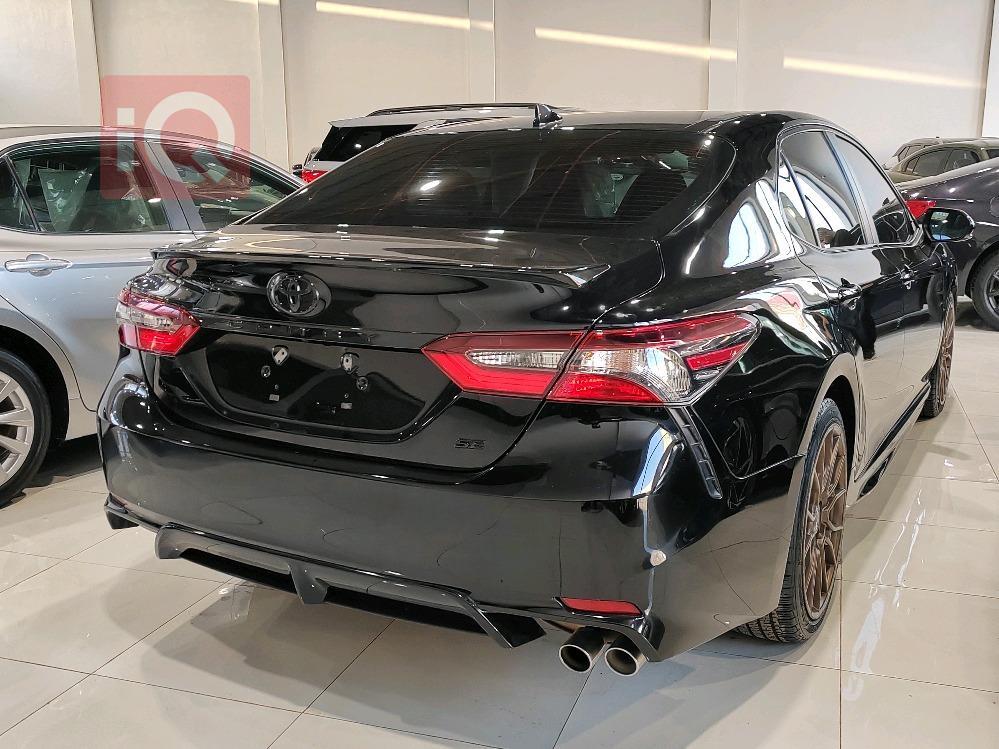 تۆیۆتا کامری